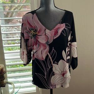 White House Black Market, NWOT, lined, V neck top